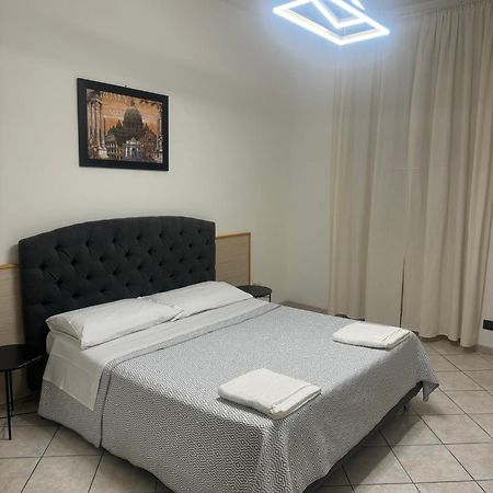 Appartamento Larisarooms Rome Bagian luar foto