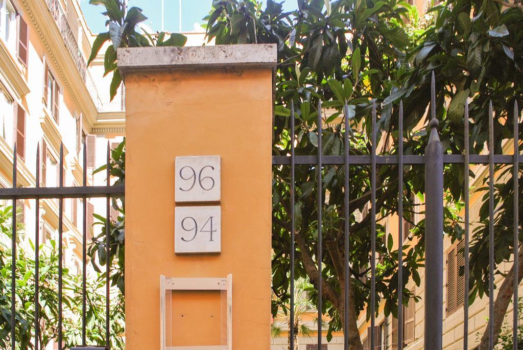 Appartamento Larisarooms Rome Bagian luar foto