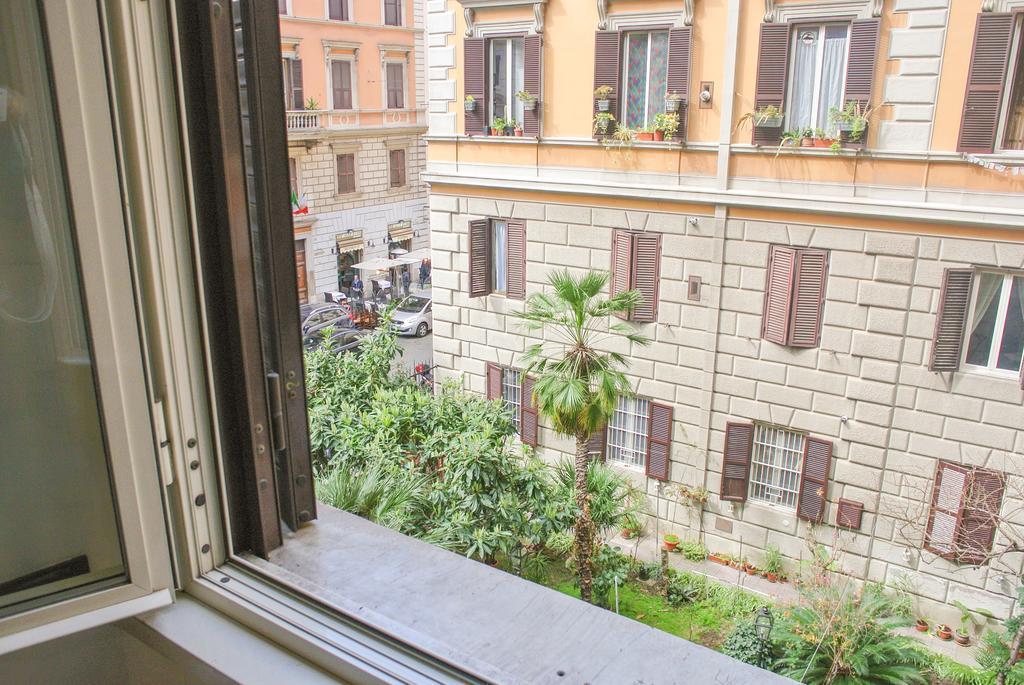 Appartamento Larisarooms Rome Bagian luar foto